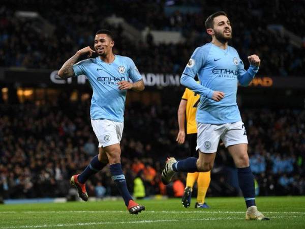 Silva (kanan) dan Jesus antara pemain yang akan dilepaskan City sebagai pertukaran untuk mendapatkan Messi.