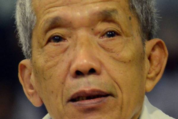 Kaing Guek Eav meninggal dunia di sebuah hospital di Phom Penh pada awal hari ini. - Foto AFP 