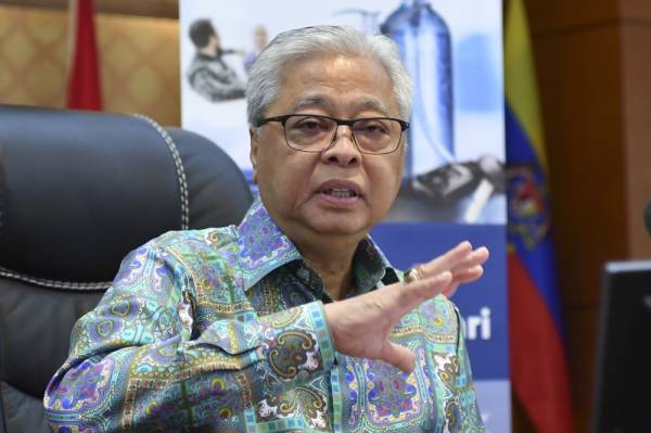 Ismail Sabri pada sidang media selepas mempengerusikan Mesyuarat Jawatankuasa Khas Kempen Pembudayaan Normal Baharu di Bangunan Perdana Putra, Putrajaya hari ini.