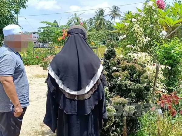 Selepas 20 tahun dipisahkan, kini Kak Yah dan Abe Lie bersama kembali menghabiskan sisa hidup mereka disamping anak-anak dan cucu-cucu.