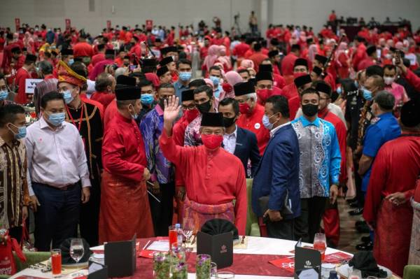 Muhyiddin ketika hadir pada Majlis Ulangtahun ke- 4 Parti Bersatu di Pusat Dagangan dan Pameran Antarabangsa Malaysia (MITEC) Kuala Lumpur malam ini. - Foto Bernama