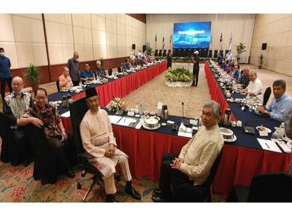 Pertemuan parti politik sempena lawatan Muhyiddin ke Sabah hari ini.