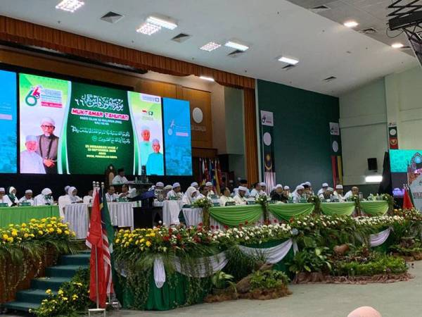 Pentas utama yang mengumpulkan semua kepimpinan tertinggi Pas dalam muktamar kali ini.