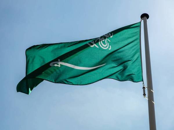 Arab Saudi akan menarik balik larangan perjalanan mulai tahun depan. - Foto 123RF