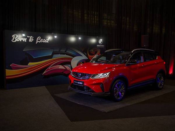 Proton Holdings Bhd (Proton) secara rasmi mengesahkan bahawa Kenderaan Utiliti Sukan (SUV) Segmen-B Premium menggunakan nama X50 dan menetapkan sasaran penjualan konservatif sebanyak 4,000 unit tahun ini semasa Majlis Pratonton Media SUV tersebut di sini hari ini.