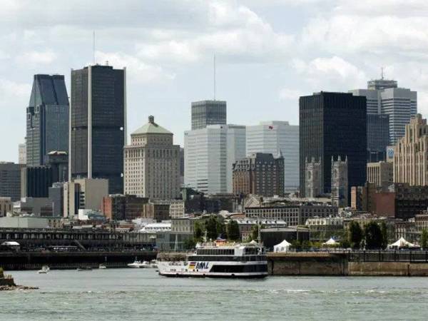 Seorang hakim meminta maaf kerana enggan mendengar kes kereta milik seorang wanita dari Montreal yang dirampas kerana dia memakai hijab pada tahun 2015. - Foto AFP