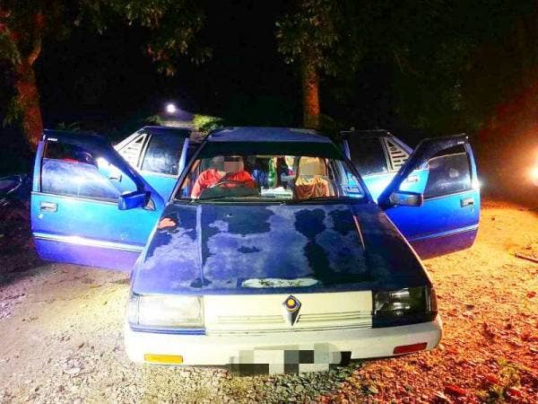 Kenderaan yang digunakan oleh tekong untuk membawa PATI untuk bekerja di sekitar Kota Bharu.