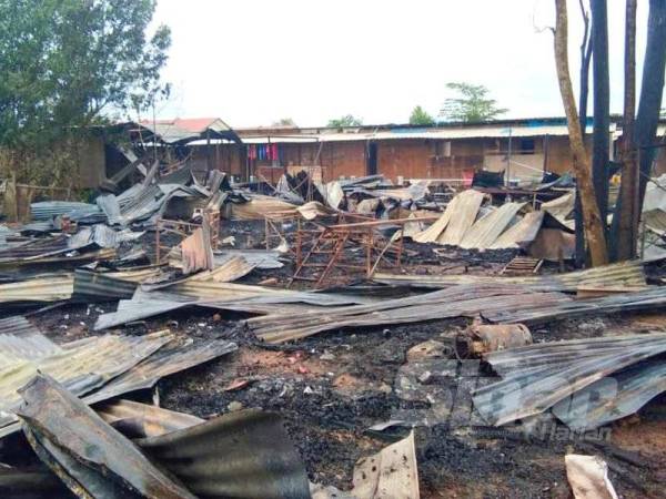 Tiada kemalangan jiwa berlaku dalam kebakaran jam 1.10 pagi itu selepas semua mangsa berjaya menyelamatkan diri.