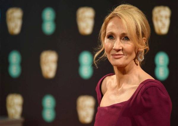 JK Rowling didakwa memainkan sentimen Islamofobia dalam novelnya berjudul The Silkworm. - Foto AFP