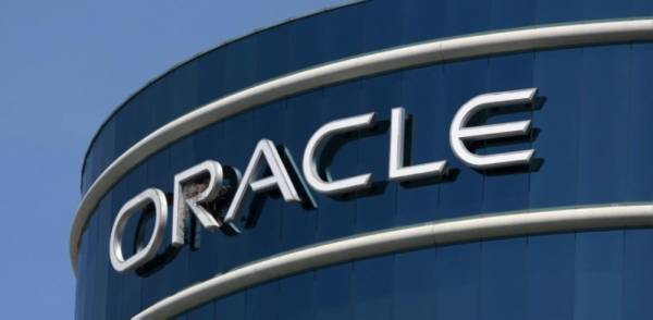 Syarikat Oracle Corp. dikatakan dalam perbincangan untuk membeli TikTok bagi membolehkan ia beroperasi di Amerika Syarikat. - Foto AFP