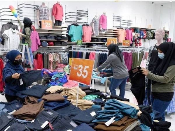 Kuasa di tangan rakyat untuk bantu rancakkan ekonomi dosmetik.