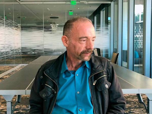 Brown yang mendapat jolokan 'duta harapan' mahu terus melawan penyakit leukemia yang dihidapinya. - Foto Agensi