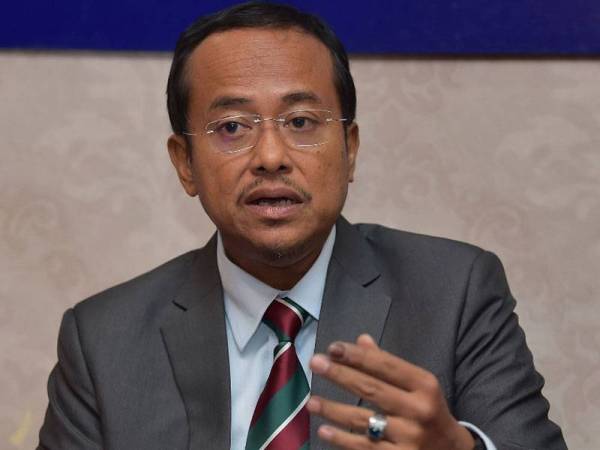 AHMAD SAMSURI MOKHTAR