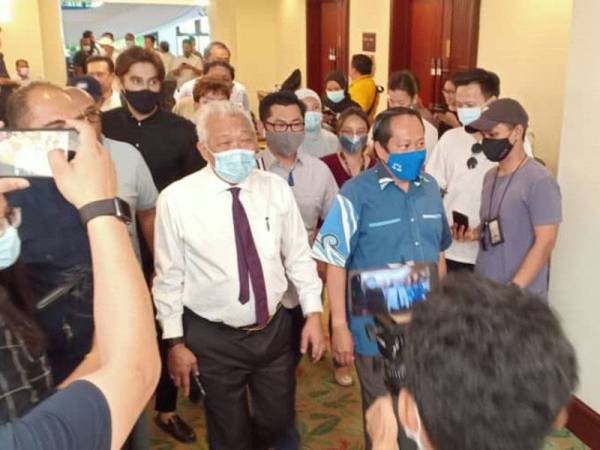 Bung turut hadir dalam pertemuan yang dikatakan membincangkan mengenai pemilihan Ketua Menteri Sabah.