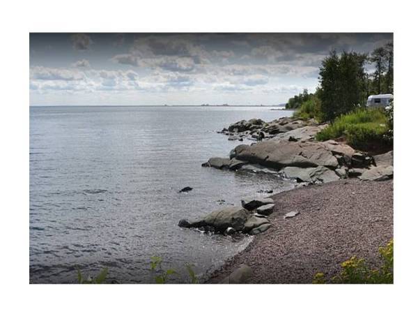 Sampel Covid-19 ditemui di Brighton Beach di sepanjang Lake Superior di Duluth, Minnesota di AS. - Foto Agensi