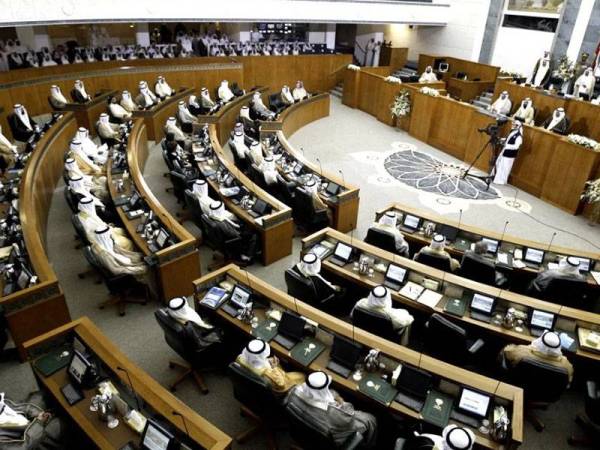 Kuwait tidak seperti negara-negara Teluk lain kerana mempunyai ahli politik yang dipilih dan menikmati kuasa perundangan. - Foto AFP