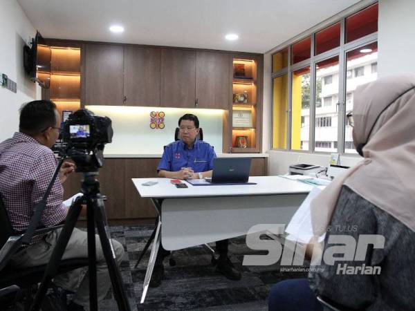 Wawancara Sinar Ahad bersama Harry Tan Huat Hock baru-baru ini. 