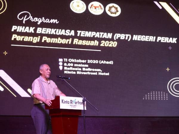 Razim ketika berucap pada Program PBT Perangi Pemberi Rasuah & Eksekutif Talk 'Hala Tuju PBT ke arah Organisasi Bebas Rasuah' di sini malam tadi.