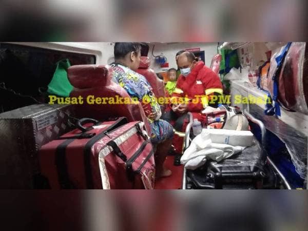 Kanak-kanak yang terselamat dalam kebakaran di Lorong Patuma 7, Rumah Murah Kapayan, Kota Kinabalu. - Foto JBPM Sabah