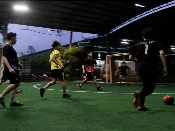 KBS mengeluarkan garis panduan SOP membabitkan fasiliti sukan komersial dalam kawasan PKPB yang dibenarkan beroperasi semula bermula Isnin ini. - Foto Bernama