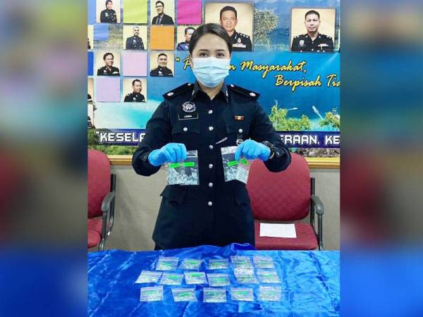 Dadah jenis syabu yang dijual dalam kuantiti kecil kepada pengedar di sekitar Pekan Inanam, Kota Kinabalu.
