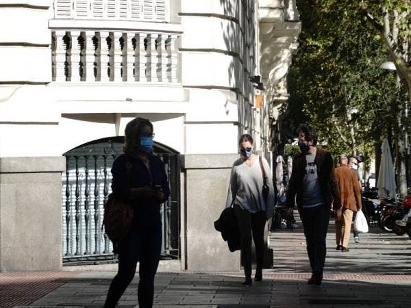 Sepanyol mencatatkan 13,873 kes Covid-19 baharu dan 218 kematian dalam 24 jam terakhir semalam. - Foto Xinhua