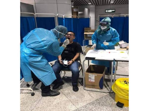 Foong Hin menjalani ujian calitan sebelum dikuarantin di Kuala Lumpur sebelum menghadiri sidang Parlimen yang dijadualkan 2 November depan.