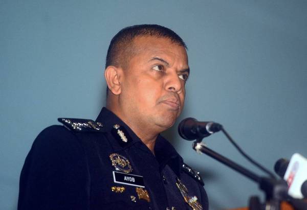 Ayob Khan Mydin Pitchay