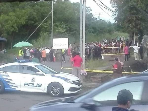 Penduduk merayu supaya dibenarkan membeli bekalan makanan di kedai berhampiran iaitu di kawasan bawah Taman Semarak.