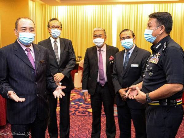 Hajiji menghadiri Mesyuarat Khas Majlis Keselamatan Negeri di Kota Kinabalu hari ini.