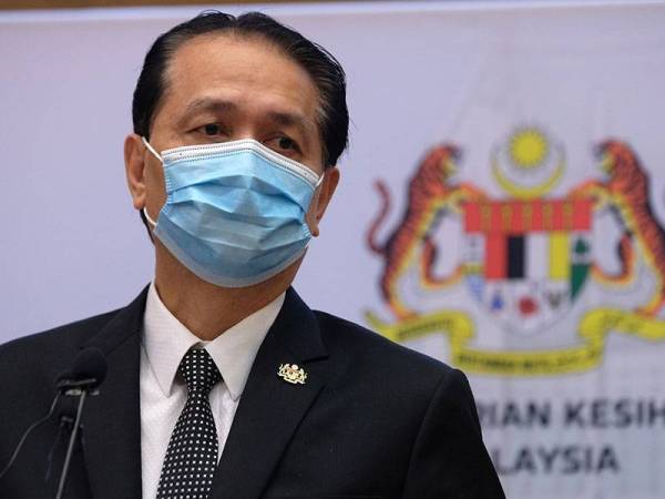 Dr Noor Hisham Abdullah bercakap ketika sidang media harian berkaitan jangkitan Covid-19 di Kementerian Kesihatan hari ini. - Foto Bernama