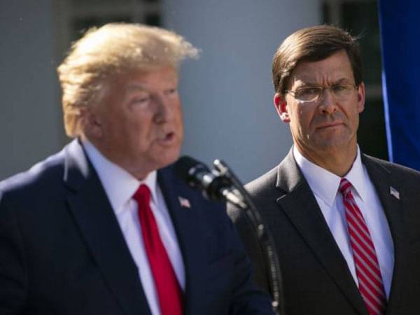 Donald Trump, Mark Esper