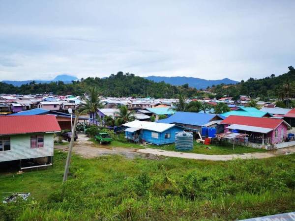 Kampung Numbak mempunyai penduduk yang padat iaitu kira-kira 5,700 penduduk dan dikenakan PKPD mulai hari ini.