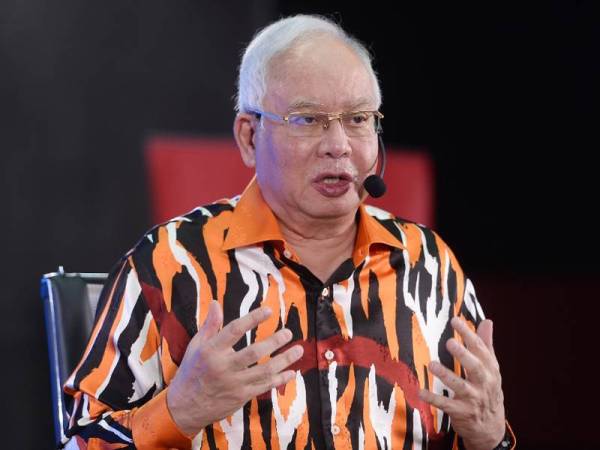 Datuk Seri Najib Tun Razak hadir di program Sinar Live membincangkan tajuk Apa Kisah Belanjawan 2021 yang diadakan di Kumpulan Karangkraf baru-baru ini.