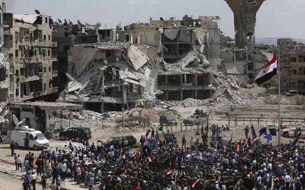 Perang saudara yang meletus di Syria kini telah menyebabkan lebih 380,000 orang terkorban sejak tahun 2011. - Foto AFP