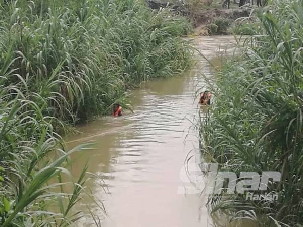 Seramai 30 anggota dari BBP Meru Raya, BBP Ipoh, Pasukan Penyelamat di Air (PPDA) dan JBPM Perak digerakkan untuk operasi mencari dan menyelamat mangsa.