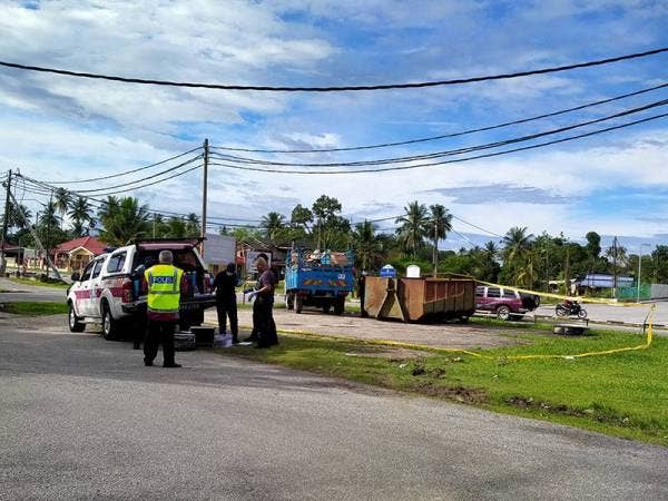 Lori disyaki milik mangsa ditemui berdekatan tempat pembuangan sampah di Taman Orkid Kuala Ketil pagi tadi.
