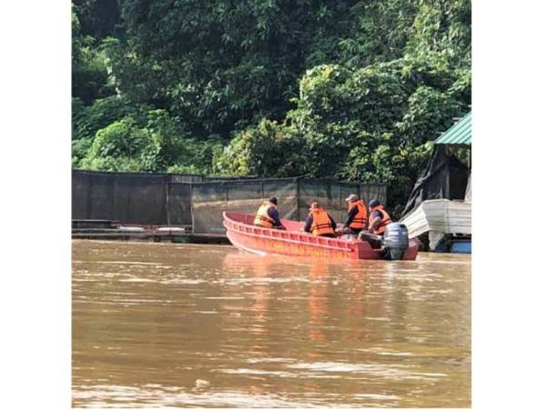 Operasi mencari dan menyelamat (SAR) yang memasuki hari ke-10 hari ini belum menemukan seorang pemuda yang dikhuatiri lemas selepas dipercayai terjatuh ke dalam Sungai Pahang dekat Kampung Kuala Kujan, Jalan Triang di sini pada 27 November lalu.