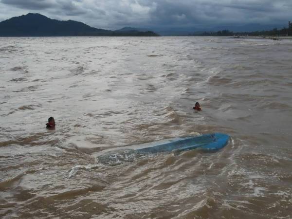 Bot ditemukan berhampiran lokasi kejadian di muara Sungai Bolong, Tuaran.