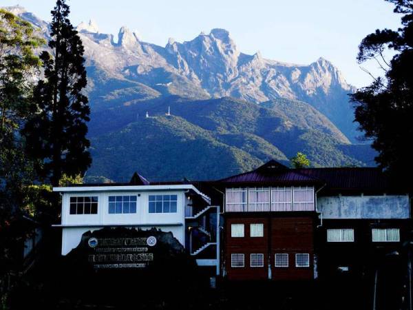 Suasana Taman Kinabalu di awal pagi. - Foto Bernama