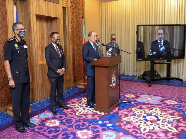 Hajiji menyampaikan amanat khas sempena Hari Anti Rasuah Antarabangsa Peringkat Negeri Sabah Tahun 2020 di PPNS yang disiarkan secara maya menerusi YouTube hari ini.