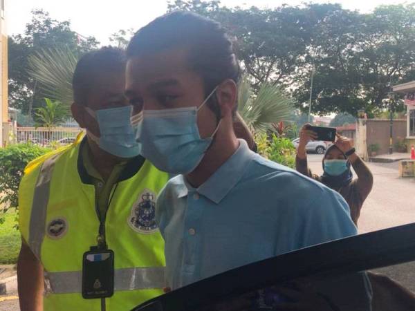 Tertuduh dibawa ke Mahkamah Petaling Jaya hari ini atas pertuduhan melakukan seks luar tabii dan mencabul seorang penuntut kolej swasta, Oktober lalu.