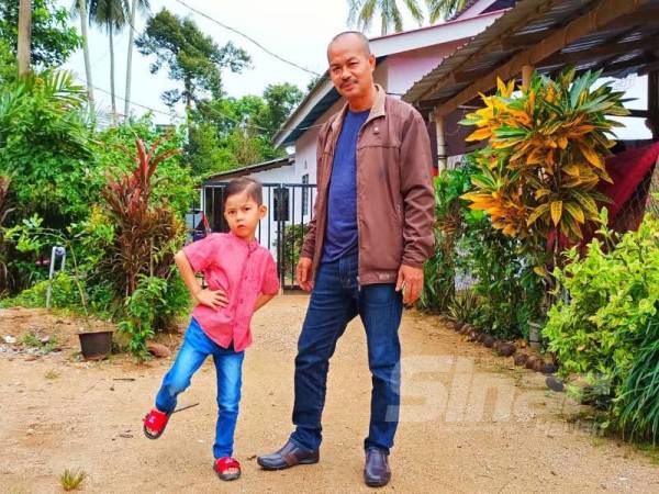 Zainuddin Adik Manja mengesan bakat MZ ketika dia berusia empat tahun.