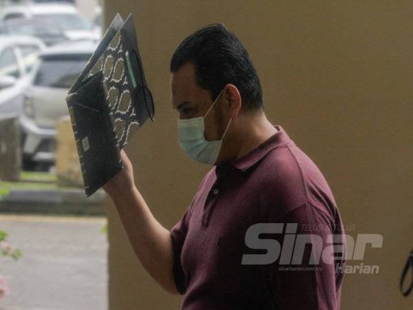 Tertuduh mengaku bersalah ke atas ketiga-tiga pertuduhan melibatkan jumlah suapan RM3,060 di Mahkamah Sesyen Butterworth tadi.