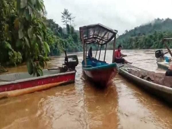  Penduduk kampung yang membantu menyelamatkan tiga petugas KK Kampung Bantal 