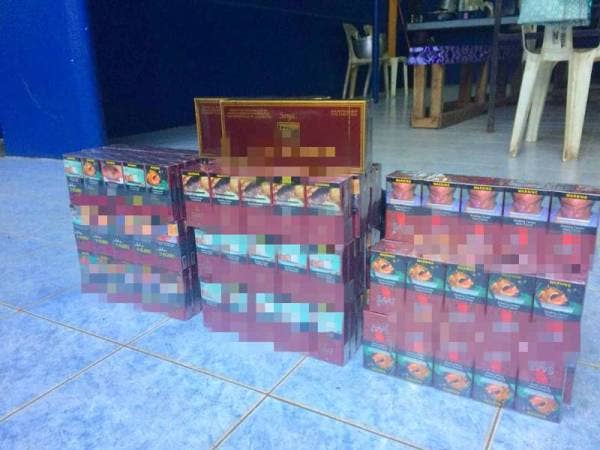 PGA Batalion 7 Kuantan merampas 5,240 batang rokok putih dan kretek bernilai RM3,946 yang diseludup dari negara jiran di Sekat Pintas Banggol Kong, Jeram Perdah, Rantau Panjang. 