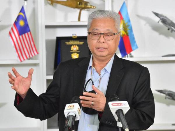 Ismail Sabri ketika sidang media mengenai perkembangan PKPP dan PPKPB di Kementerian Pertahanan (MinDef) hari ini. - Foto Bernama