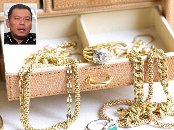 Gambar kecil: Shamsul Amar