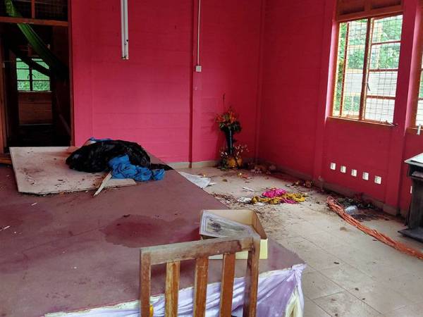 Keadaan Galeri Putera yang mengalami kerosakan dikatakan akibat ditimpa pokok.