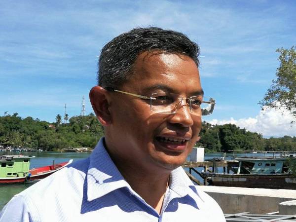 DR AZMAN IBRAHIM